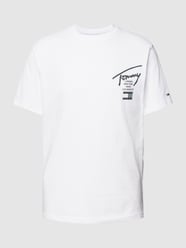 T-shirt z detalem z logo model ‘MODERN ESSENTIALS’ od Tommy Jeans Biały - 7