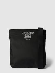 Umhängetasche mit Label-Print von Calvin Klein Jeans Schwarz - 7