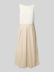 Midikleid aus Viskose-Mix mit Kellerfalten von Zero Beige - 1