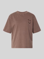 T-Shirt Motiv-Print und Rundhalsausschnitt von Jake*s Casual - 34