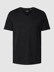 T-Shirt mit V-Ausschnitt von s.Oliver RED LABEL Schwarz - 42