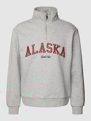 Oversized Hoodie mit Motiv-Print Modell 'Alaska' von Qunto Grau - 1