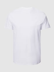 T-shirt PLUS SIZE z okrągłym dekoltem model ‘MAVERICK’ od Ceceba Plus Biały - 12