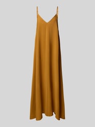Maxikleid mit verstellbaren Spaghettiträgern von P&C* curated by Anna Schürrle - 3