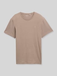 Regular Fit T-Shirt aus reiner Baumwolle mit Logo-Stitching von Tom Tailor Beige - 16