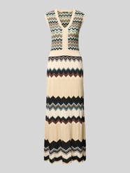 Slim Fit Maxikleid aus Viskose-Mix in Strick-Optik von zero - 33