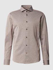 Slim Fit Business-Hemd mit Allover-Muster Modell 'Hal' von BOSS Braun - 36