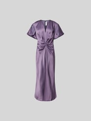 Maxikleid mit V-Ausschnitt von Victoria Beckham - 9