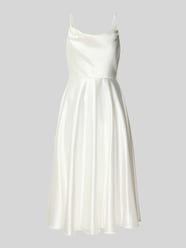 Sukienka z satyny z obszyciem koronką od LUXUAR FASHION - 40