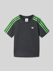 T-Shirt mit rückseitigem Motiv-Print von adidas Originals - 40