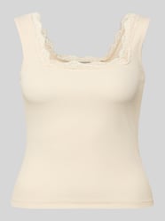 Top o kroju regular fit z obszyciem koronką od Jake*s Casual - 7