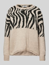 Relaxed fit gebreide pullover met rolzoom en extra brede schouders, modell 'JADE' van Only - 34