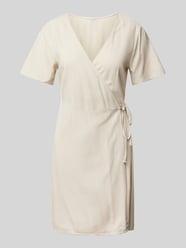 Tailliertes Wickelkleid aus Viskose-leinen-Mix Modell 'MYMILO' von Vero Moda Beige - 23