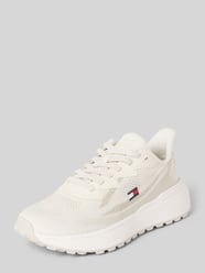 Niskie sneakersy w stylistyce siateczki od Tommy Jeans - 3