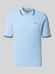 Polówka o kroju slim fit w dzianinowym wyglądzie od REVIEW - 39