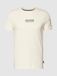 T-Shirt mit Label-Print von Tommy Hilfiger Beige - 40