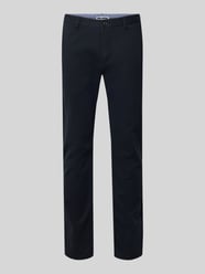 Schmale Chino mit gerader Silhouette und mittlerer Bundhöhe von REVIEW - 15