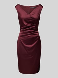 Knielanges Cocktailkleid mit Raffungen von Vera Mont Rot - 13