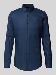 Slim Fit Business-Hemd mit Kentkragen von Jake*s Blau - 43