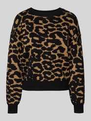 Sweter z dzianiny o kroju regular fit z mieszanki wiskozy model ‘SILJEANIMAL’ od Vero Moda - 46