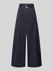 Stoffhose mit Gürtel und Eingrifftaschen Modell 'Carletta' von MAC - 1