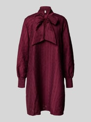 Knielanges Kleid mit Stitching-Details Modell 'JULINA' von YAS Bordeaux - 36