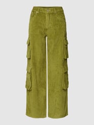 Cordhose mit aufgesetzten Taschen von The Ragged Priest Grün - 5