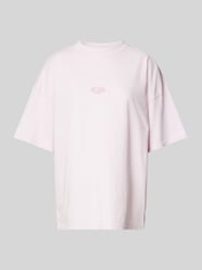 Oversized T-Shirt mit Label-Print Modell 'KIMI' von Pegador Pink - 9