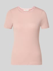Slim Fit T-Shirt aus Viskose-Mix mit Spitzenbesatz von Christian Berg Woman Pink - 43