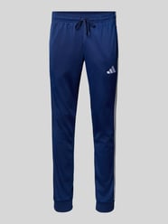 Spodnie treningowe z wyhaftowanym logo i elastycznym pasem od adidas Sportswear - 21