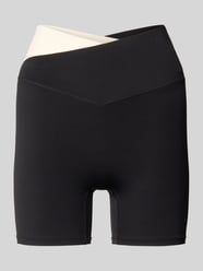 Slim Fit Shorts mit Logo-Print Modell 'Wander' von P.E Nation - 12
