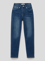 Jeansy o kroju mom fit z detalem z logo, model „MINI” od Levi’s® Kids Niebieski - 30