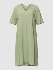 Knielange jurk met structuurmotief, model 'Adaline' van Soft Rebels Groen - 22