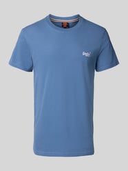 T-shirt z wyhaftowanym logo od Superdry - 10
