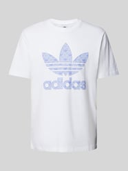 T-Shirt mit Label-Print von adidas Originals Weiß - 33