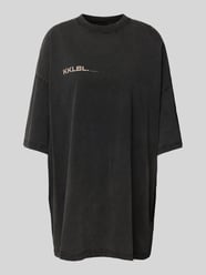 Oversized T-Shirt mit Label-Print von Karo Kauer Schwarz - 2