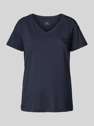 T-Shirt mit geripptem V-Ausschnitt von ARMANI EXCHANGE - 10