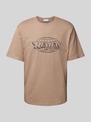 Regular Fit T-Shirt mit Rundhalsausschnitt von REVIEW Beige - 37