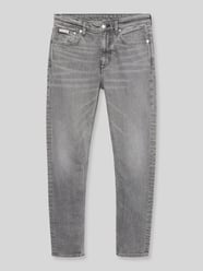 Tapered Fit Jeans aus Baumwoll-Mix von Calvin Klein Jeans - 16