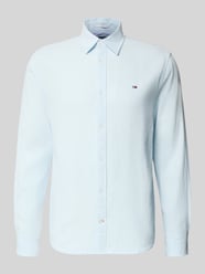Koszula casualowa o kroju regular fit z mieszanki lnu i bawełny od Tommy Jeans - 43