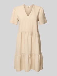 Sukienka casualowa o kroju comfort fit z mieszanki wiskozy i lnu model ‘TIRI-CARO’ od ONLY - 34
