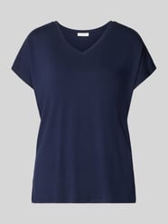T-Shirt aus Viskose-Elasthan-Mix mit V-Ausschnitt von Christian Berg Woman - 22