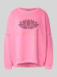 Sweatshirt met siersteentjes en ronde hals van miss goodlife Fuchsia - 26