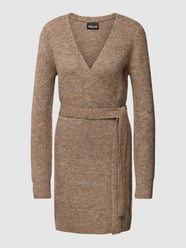 Knielanges Strickkleid in Wickel-Optik Modell 'ELLEN' von Pieces Braun - 4