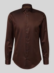 Slim Fit Businesshemd aus Baumwolle mit Haifischkragen von Jake*s - 14