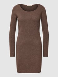Strickkleid mit U-Boot-Ausschnitt von REVIEW Beige - 39