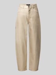 Straight Fit Jeans aus Baumwoll-Mix in glänzender Optik von Marc Cain Gold - 42