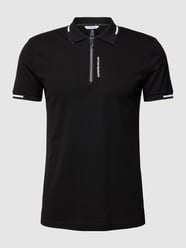 Koszulka polo z paskami w kontrastowym kolorze od Antony Morato Czarny - 7