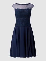 Cocktailkleid aus Mesh und Chiffon von Luxuar Blau - 4