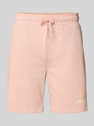 Szorty z dzianiny dresowej o kroju regular fit z nadrukiem z logo model ‘MOLLA’ od Ellesse Fuksjowy - 25